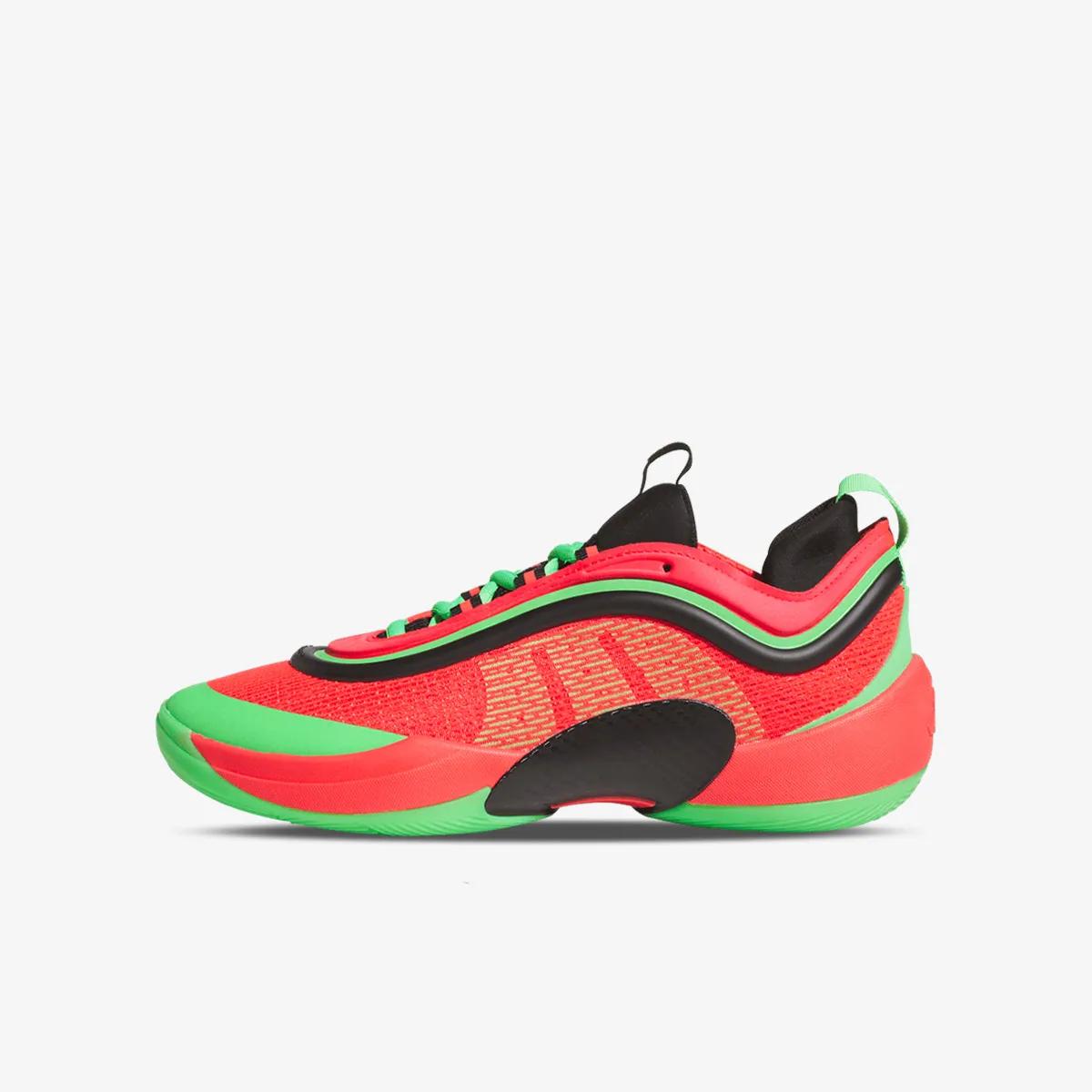Adidas Patike Don Issue 6 — recenzija patike za trčanje