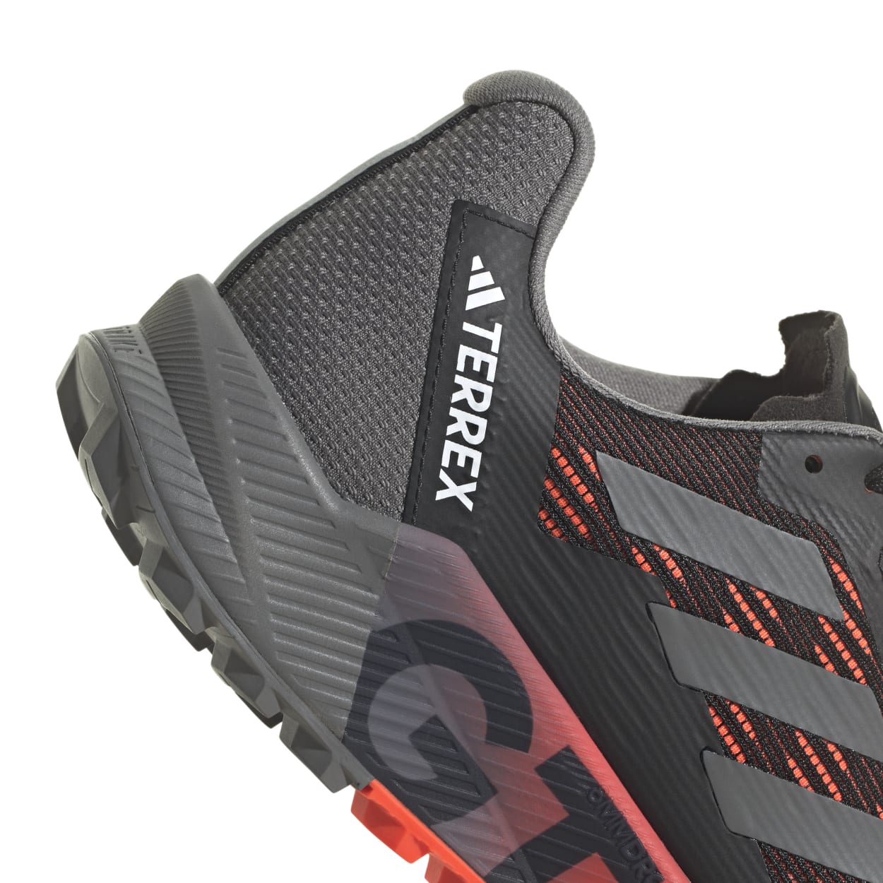 adidas-terrex-agravic-flow-2-gtx