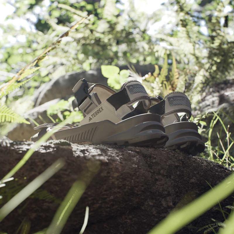 adidas-terrex-hydroterra